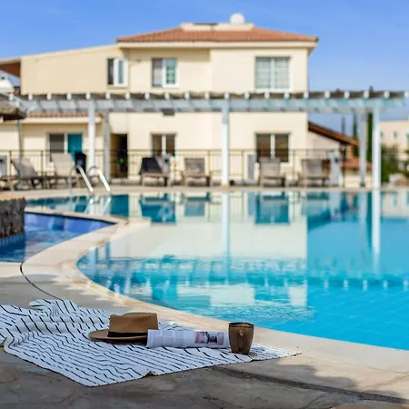Sanders Seaview Apartment Klorakas