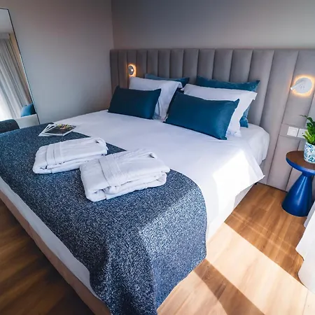 Sanders Seaview Apartment Klorakas